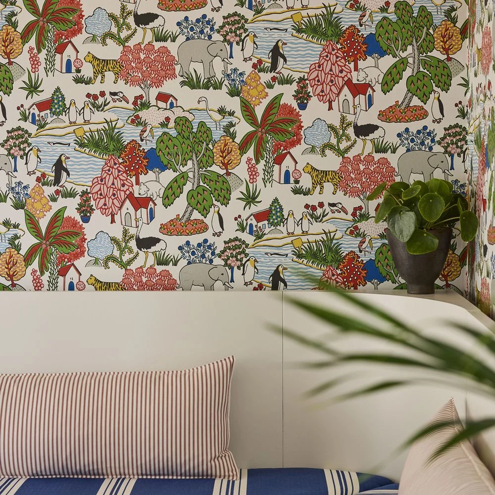 0231ANATOMI - Animal Kingdom Wallpaper - Atomic - Little Greene
