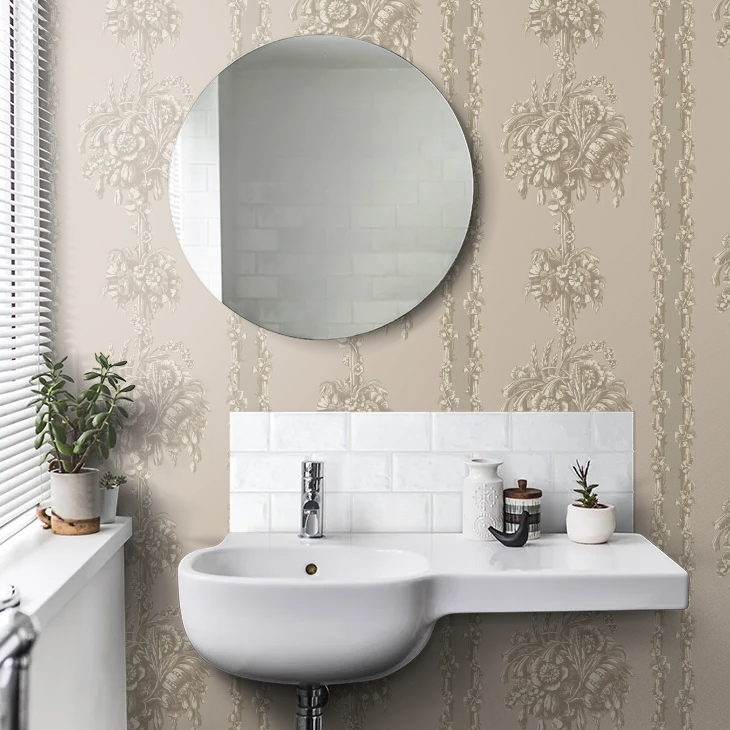0251CBMEDAL - Chelsea Bridge Wallpaper - Medal - Little Greene