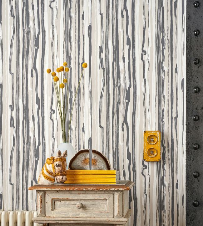 Strand Wallpaper - Chalk & Charcoal on Stone - 107/7035