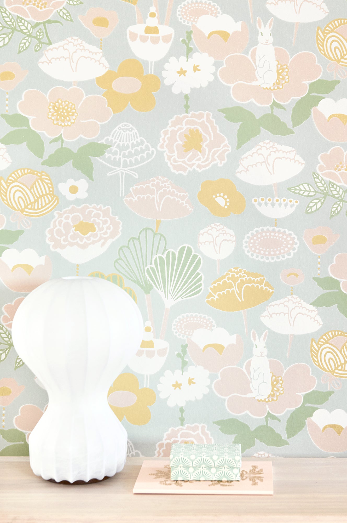 Little Light Grey Wallpaper - Majvillan