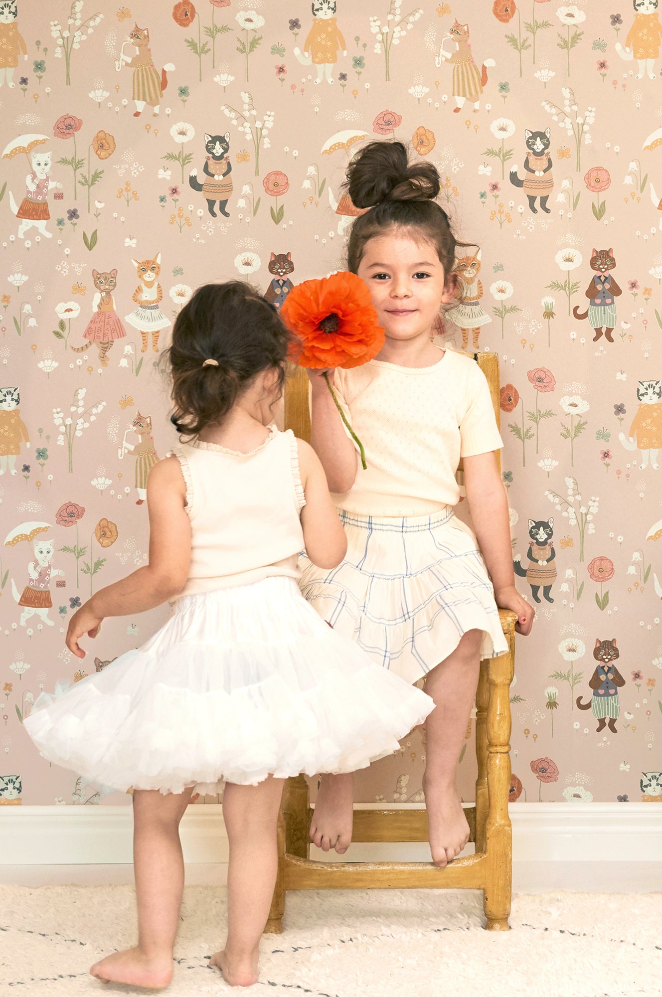 Catwalk Dusty Sweet Pink Wallpaper - Majvillan