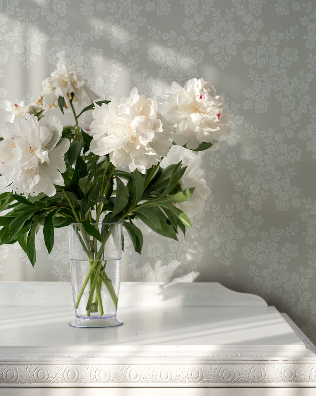 16030 - Rosita Wallpaper - Warm Gray - Midbec