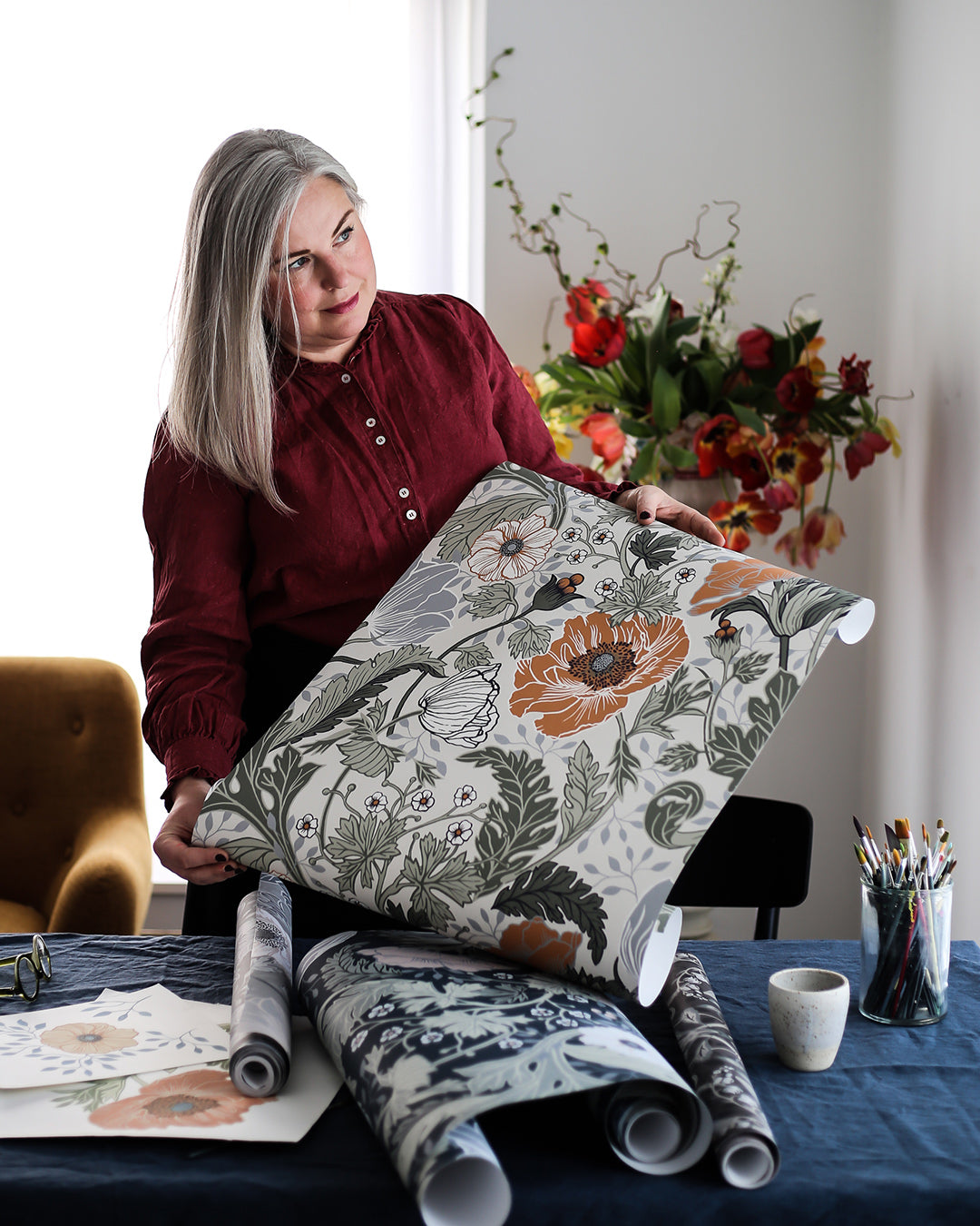 33001 - Anemone Wallpaper - Gray/Beige - Midbec