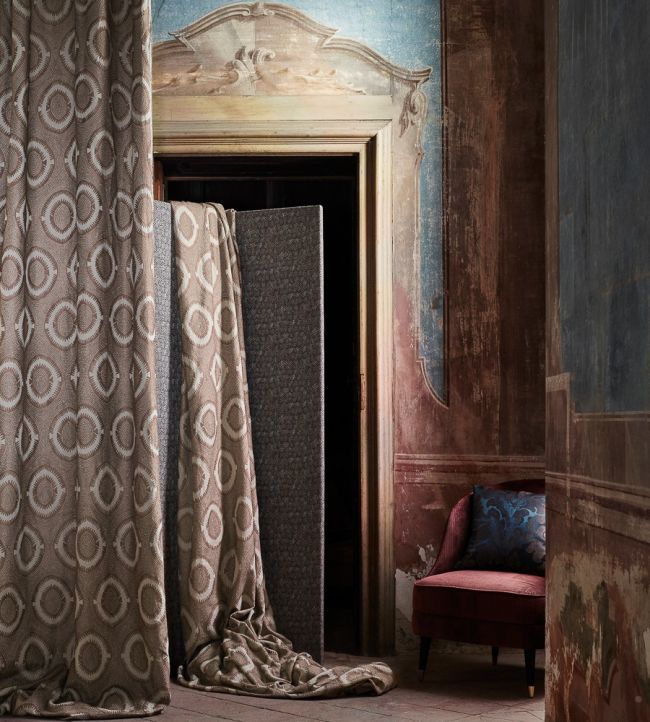 Tallulah Fabric - Gray - Zoffany