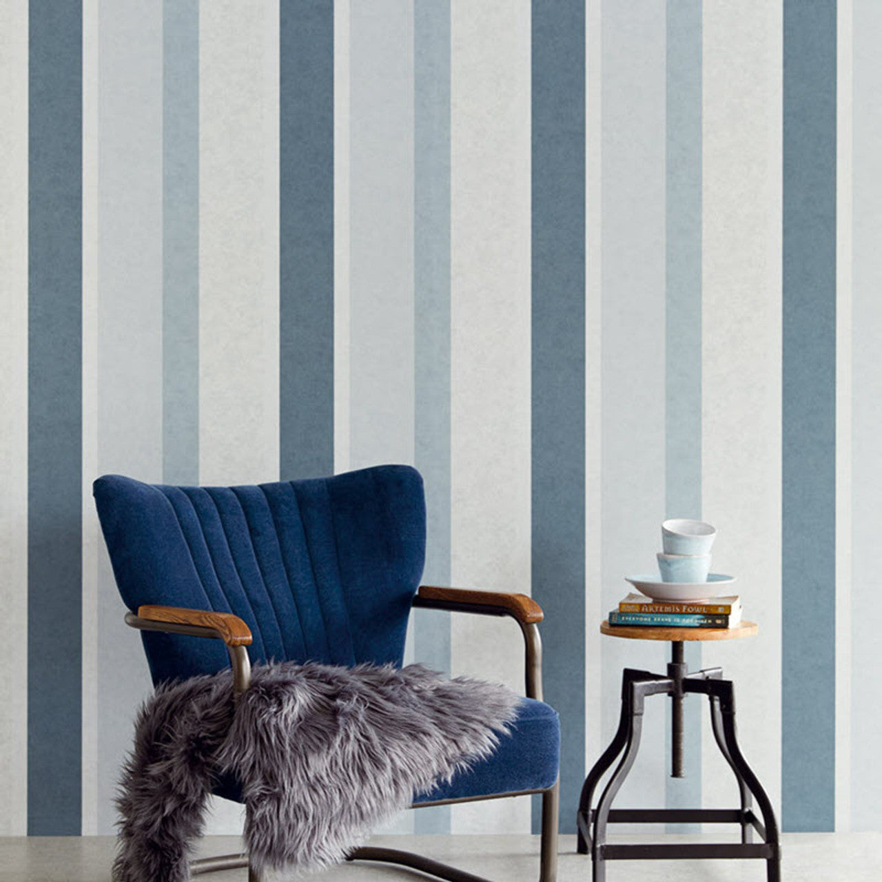 382552 - Stature Stripe Wallpaper - Grey - Eijffinger