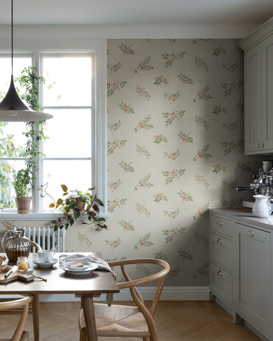 43111 - Nyponros Wallpaper - Creamy White - Midbec