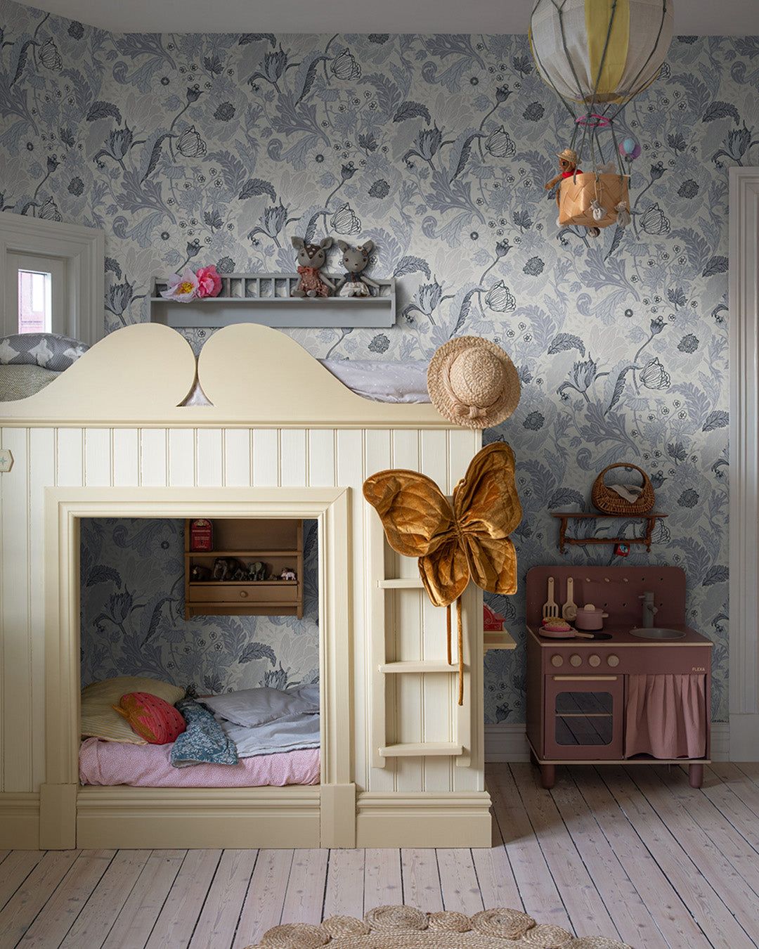 44101 - Anemone Wallpaper - Blue & Gray - Midbec