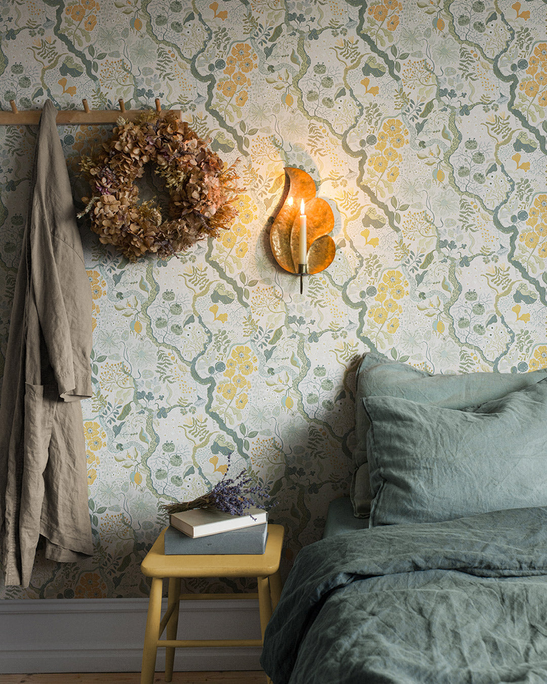 65103 - Ann Wallpaper - Green - Midbec