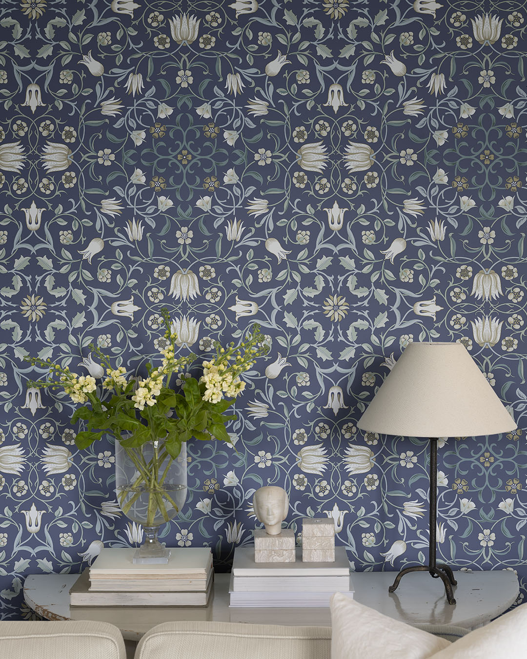 82009 - No 1 Holland Park Wallpaper - Blue - Midbec