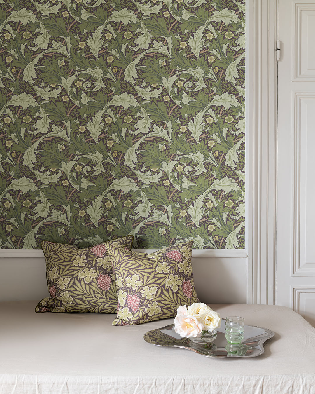 82013 - Granville Wallpaper - Green / Purple - Midbec