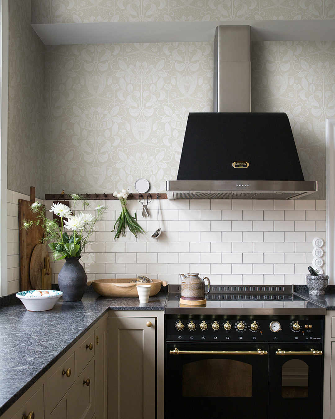 83130 - Berit Wallpaper - Light Neutral - Midbec