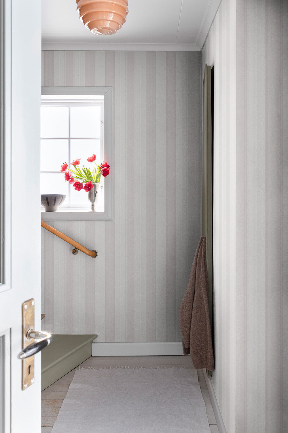 92130 - Fred Wallpaper - Gray/Beige - Midbec