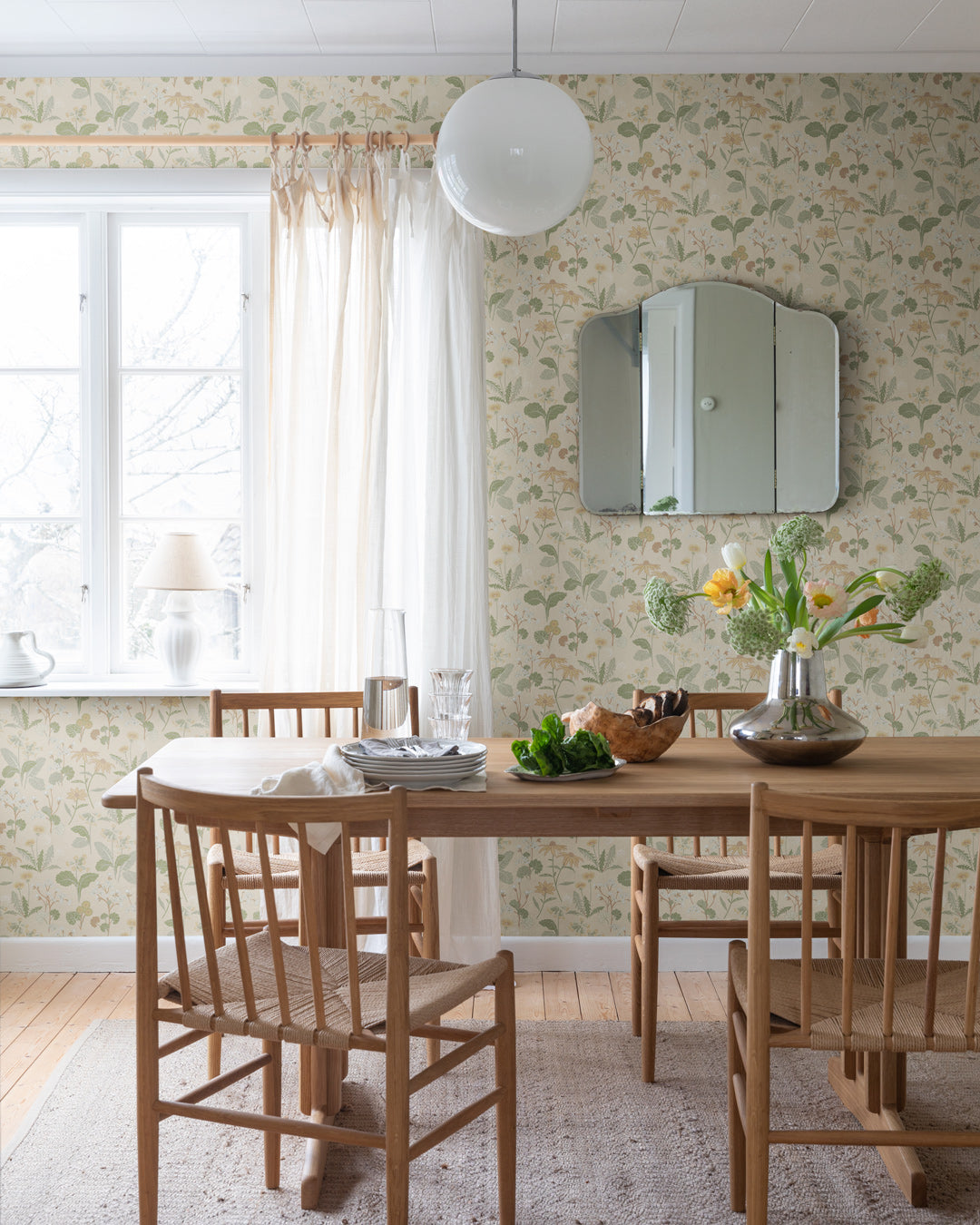 92135 - Magdalena Wallpaper - Light Yellow - Midbec