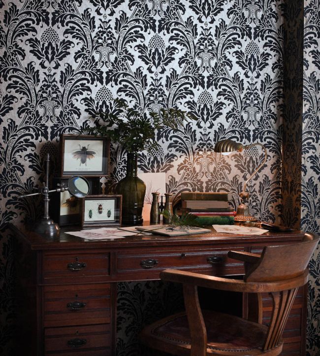 Blake Wallpaper - Chalk on Metallic Silver - 94/6035