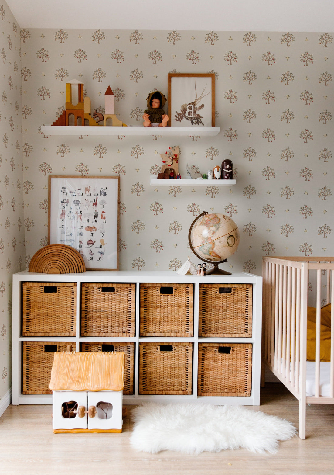 Annika Wallpaper - Sand - Summer Gray