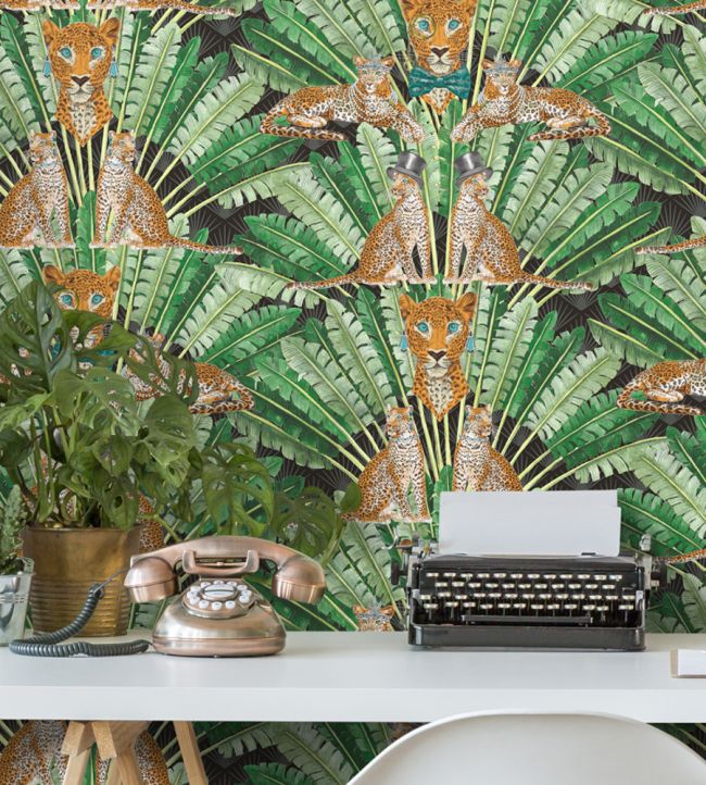 BMHD002-05A - Leopard Wallpaper - Dark - Brand McKenzie