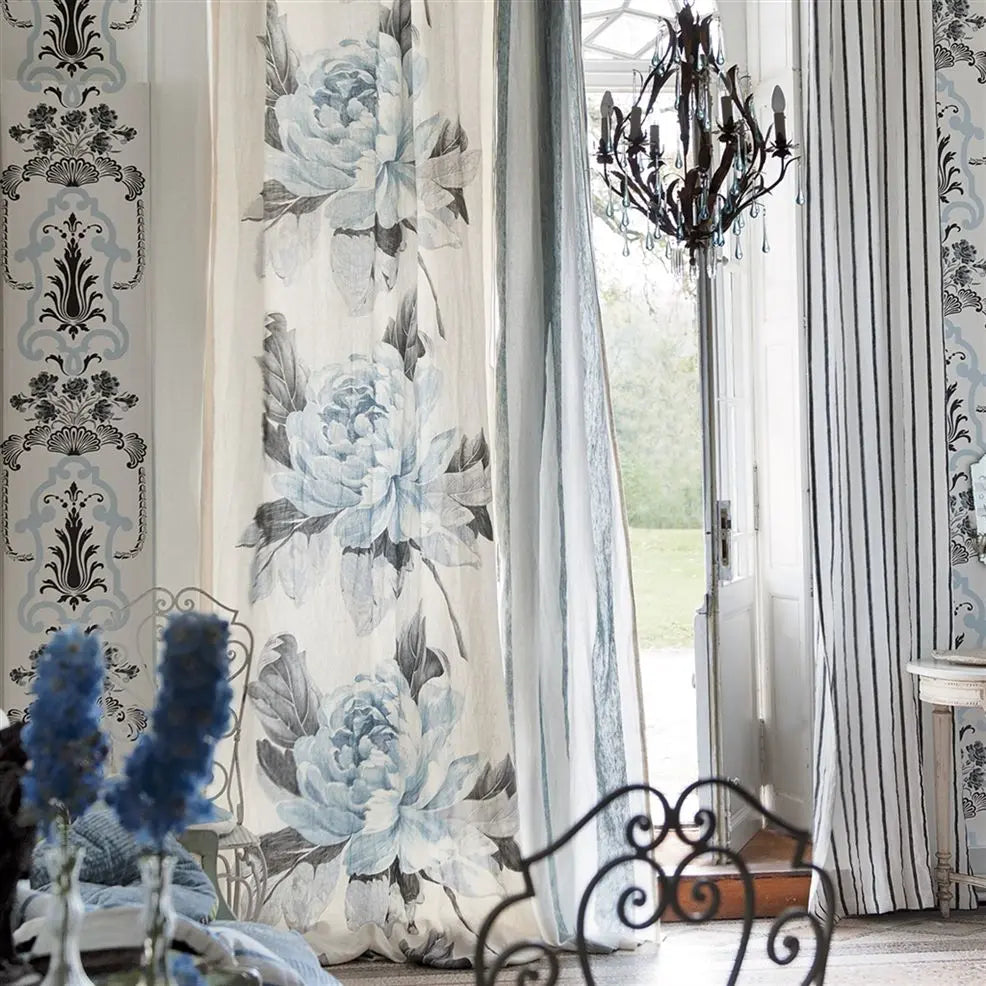 Bergius Wallpaper - Linen - P554/01 - Designers Guild