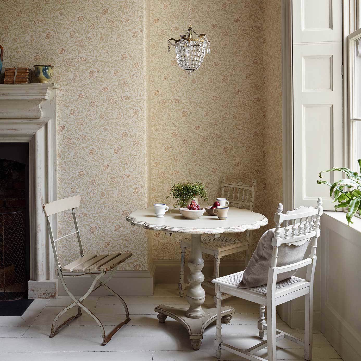 Annandale Wallpaper - Amber/Sepia - DDAM216395