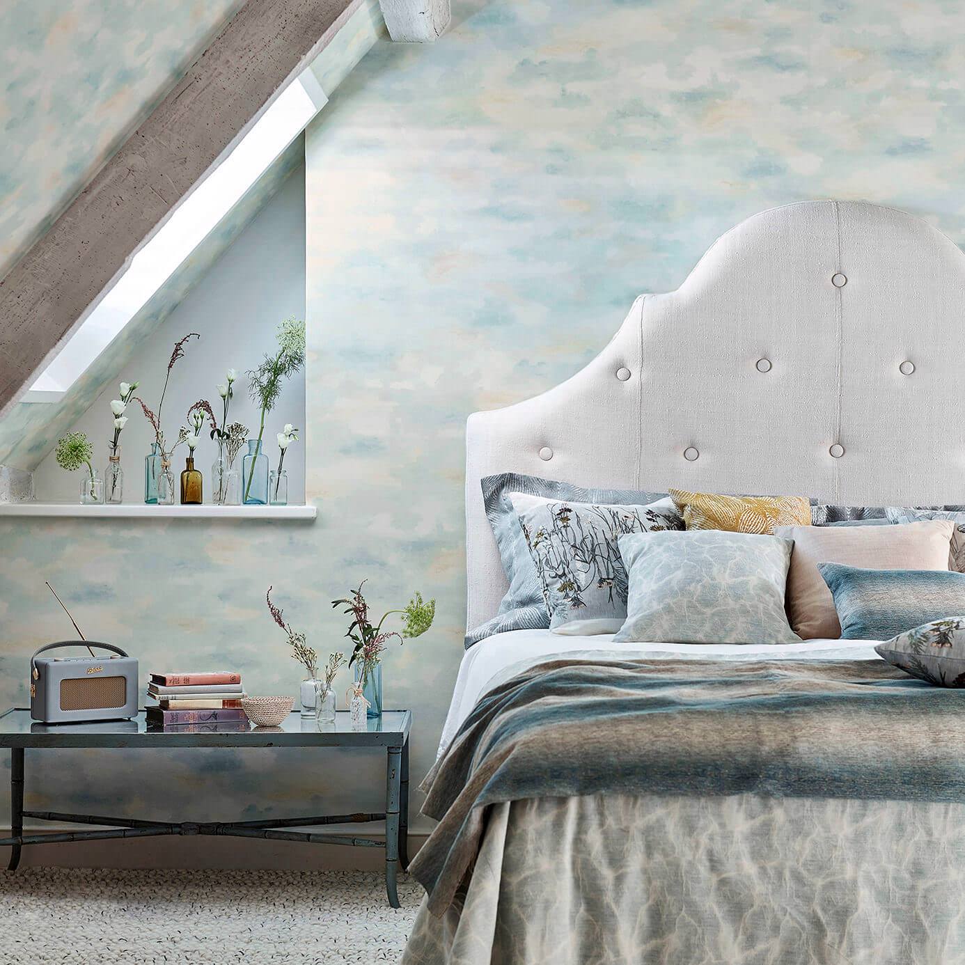 Bamburgh Sky Wallpaper - Driftwood - DEBB216517
