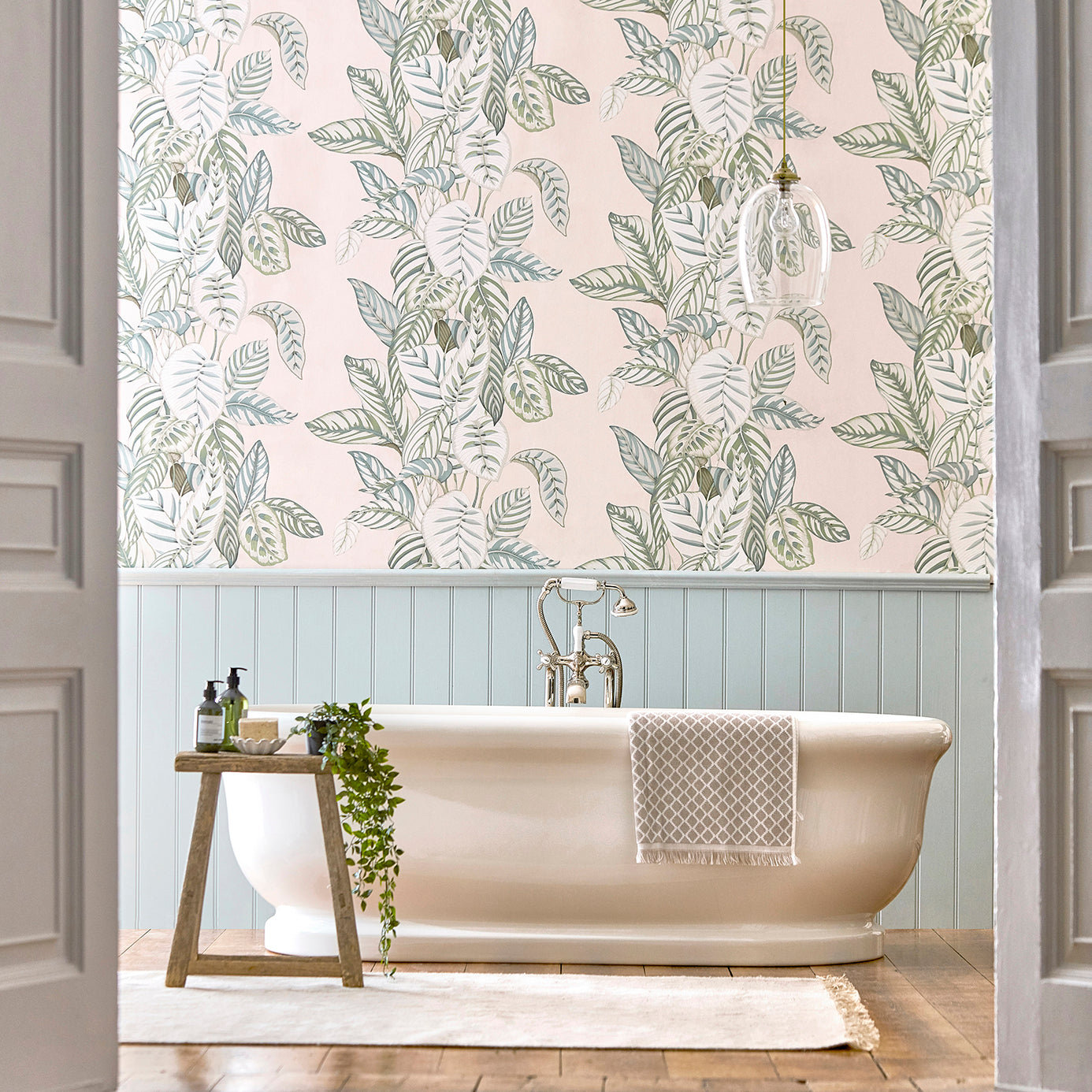 Calathea Wallpaper - Orchid/Eucalyptus - DGLW216632