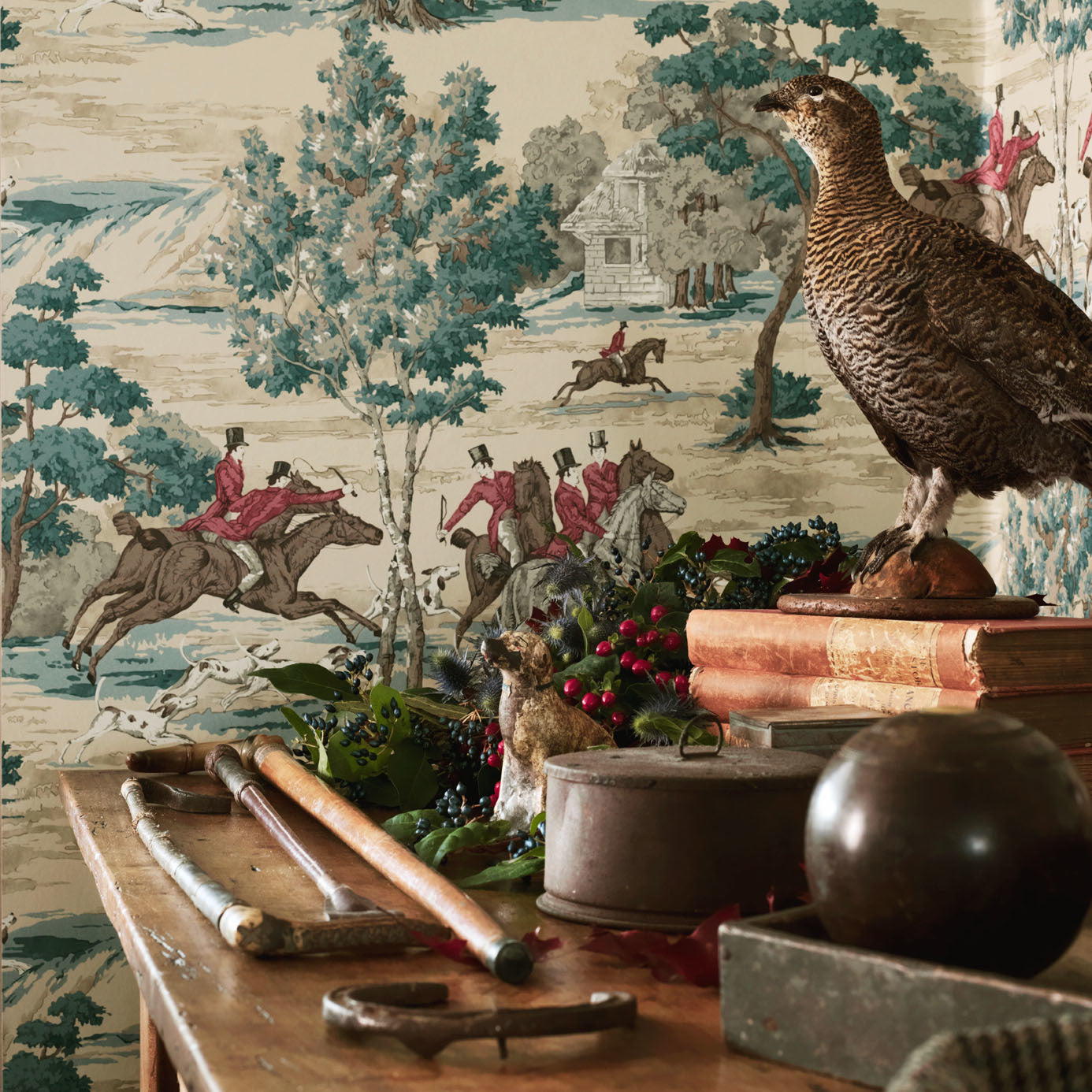 Tally Ho Wallpaper - Teal/Ruby - DVIN214597