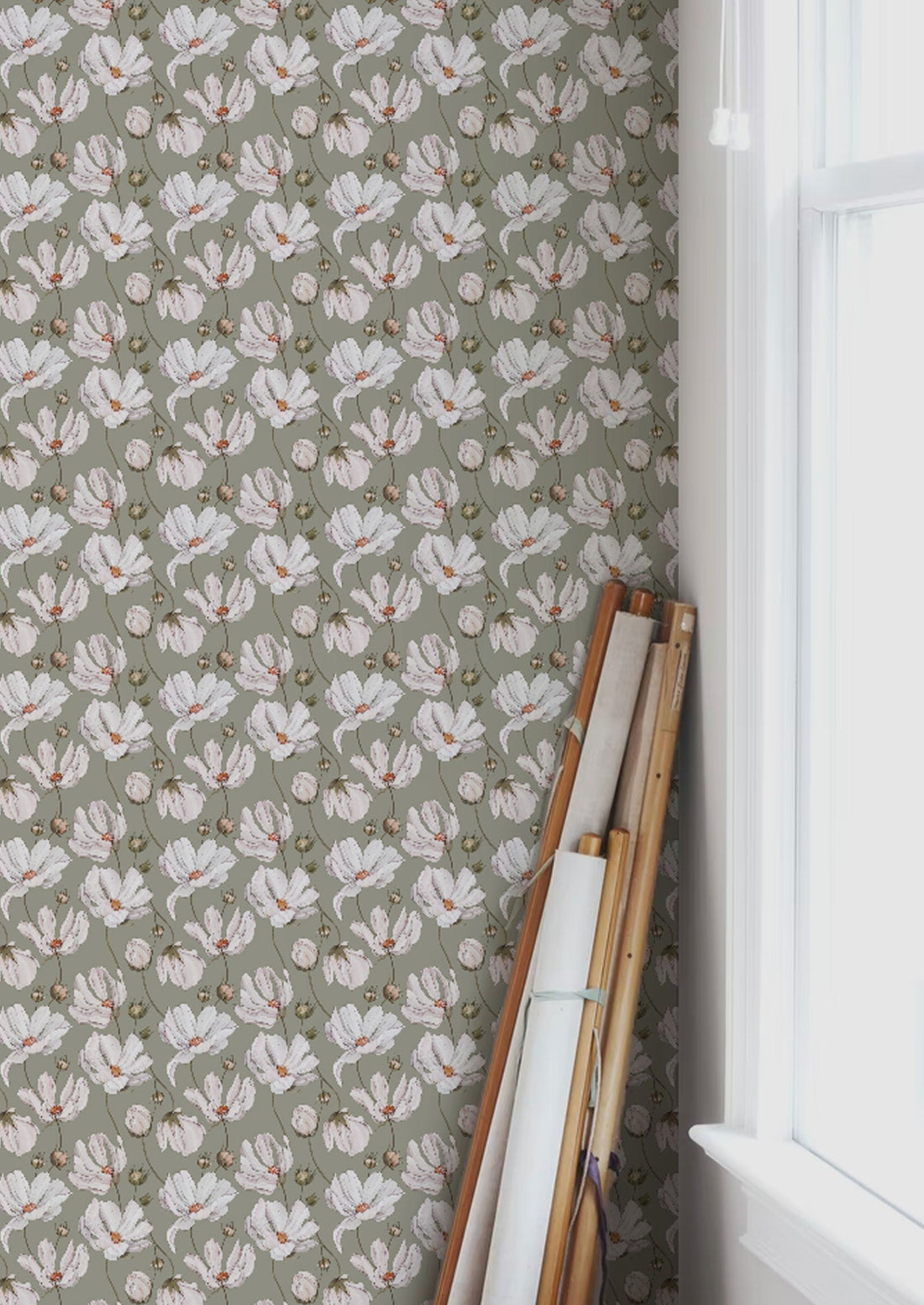 Daisies Wallpaper - Green - Summer Gray