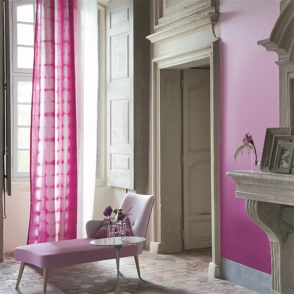 Saraille Wallpaper - Fuchsia - P600/06 - Designers Guild