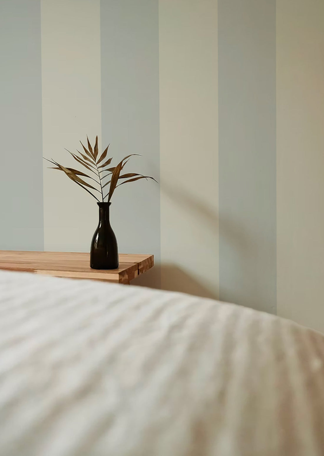 St Helen Stripes Wallpaper - Green - Summer Gray