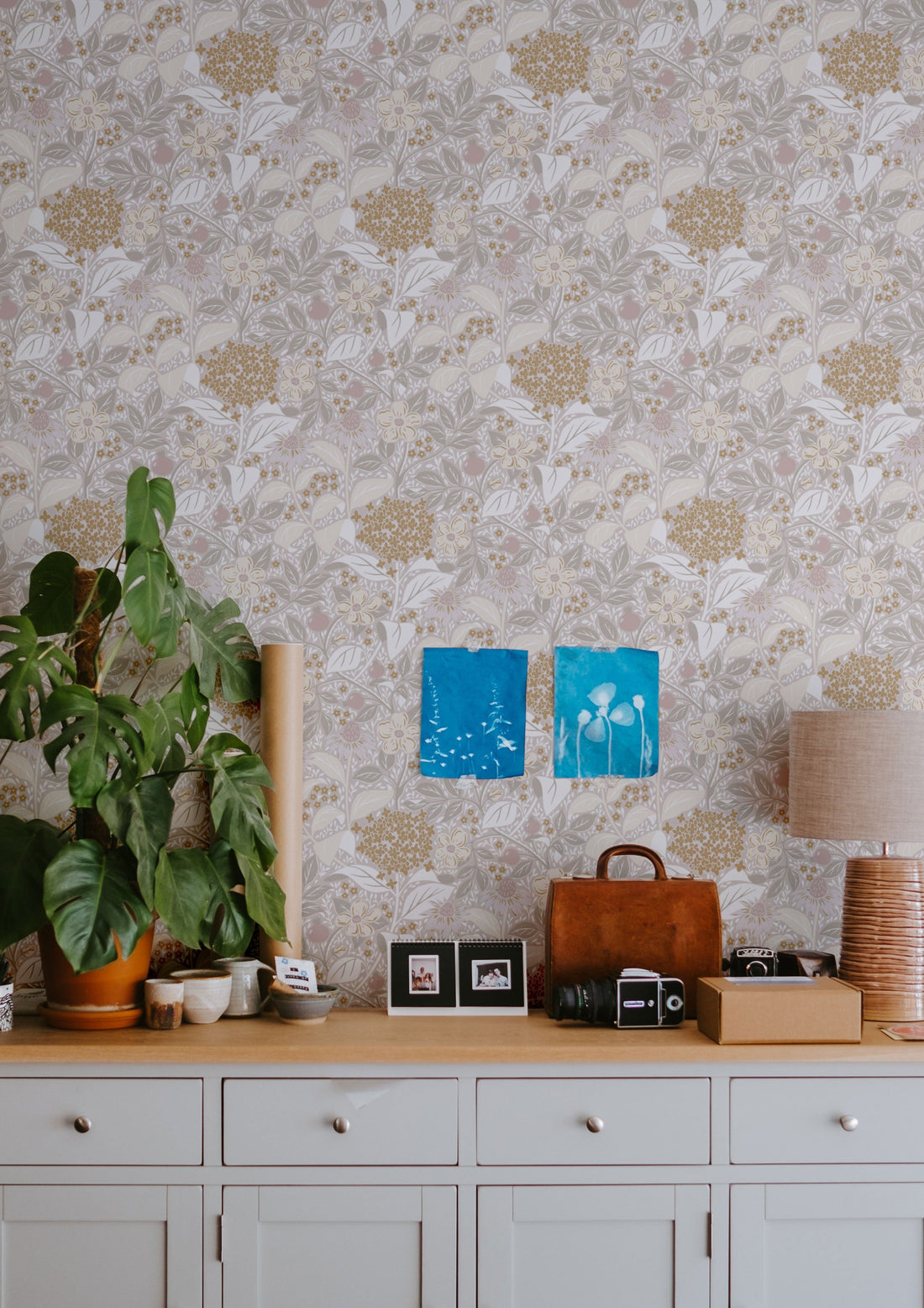 Summer’s Bloom Floral Wallpaper - Beige - Summer Gray