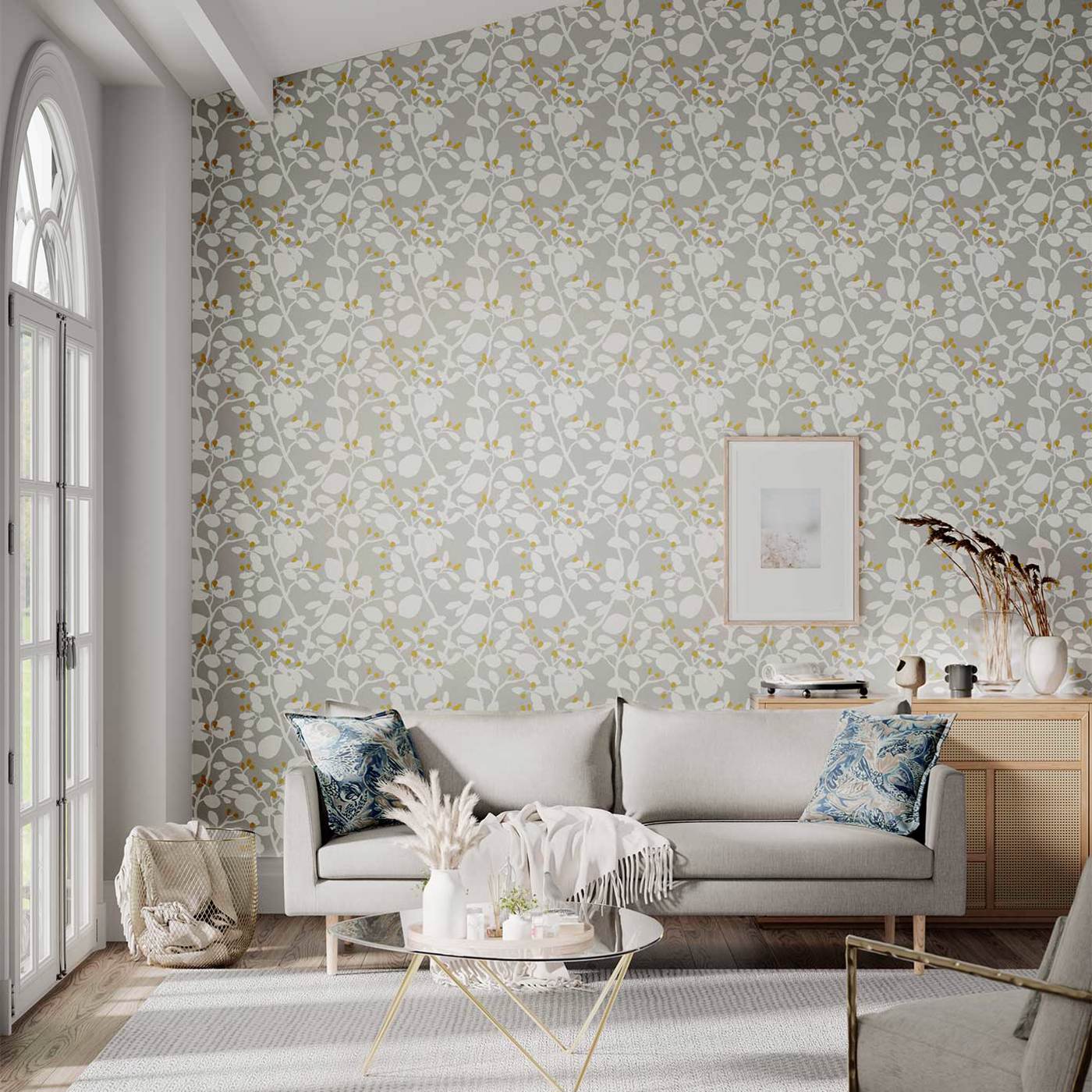 Ardisia Wallpaper - Soft Focus/Oyster/Gold - Harlequin - HTEW112773