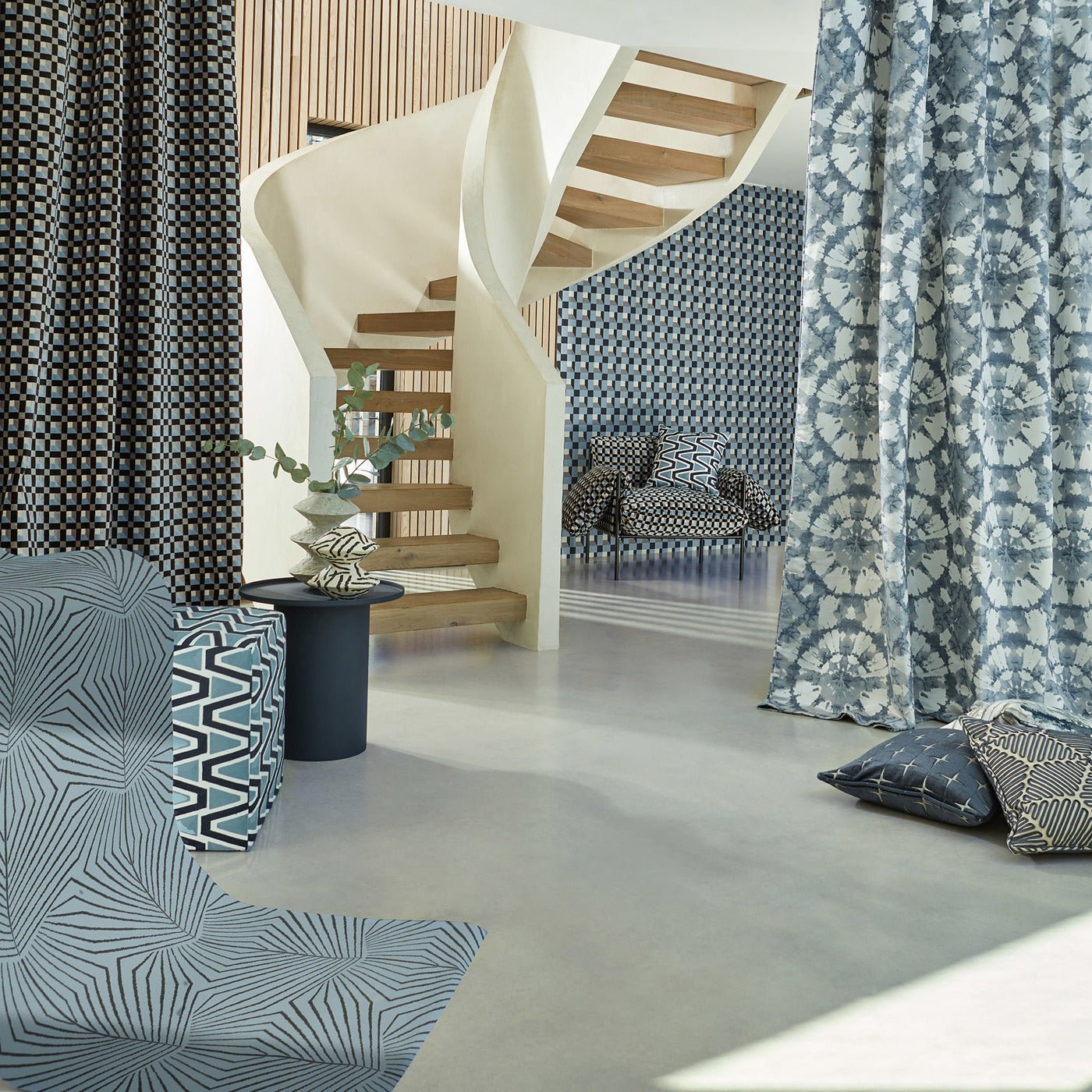 Blocks Wallpaper - Cornflower/Black Earth/Sketched - Harlequin - HQN3112944