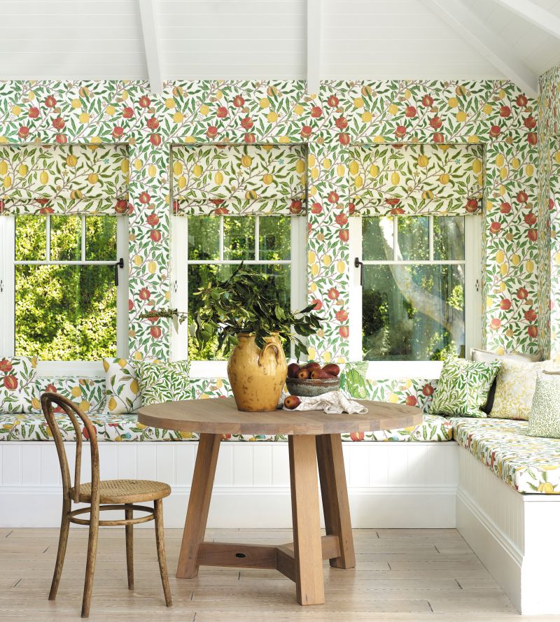 Fruit Wallpaper - Lime/Green/Tan - DGW1FU102 - Morris & Co