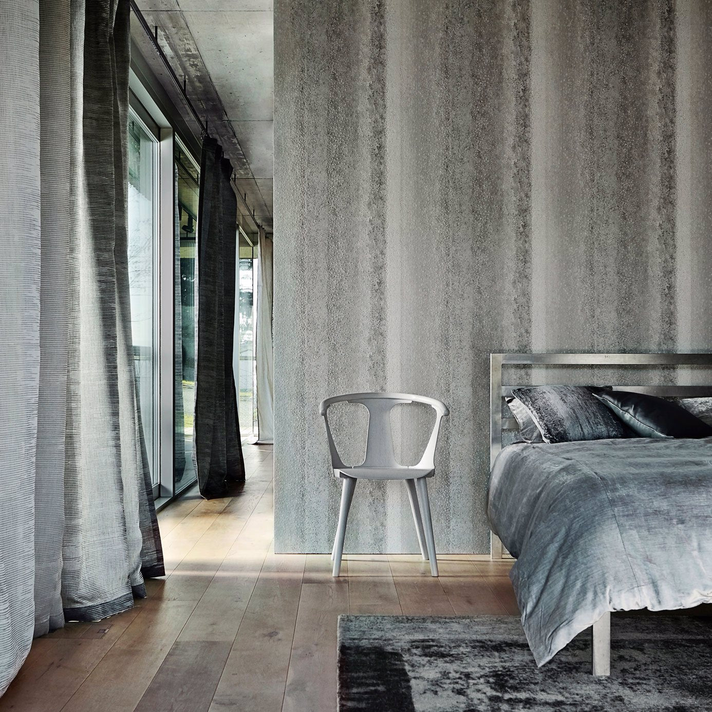 Sabkha Wallpaper - Hematite - Harlequin - EDEF111613