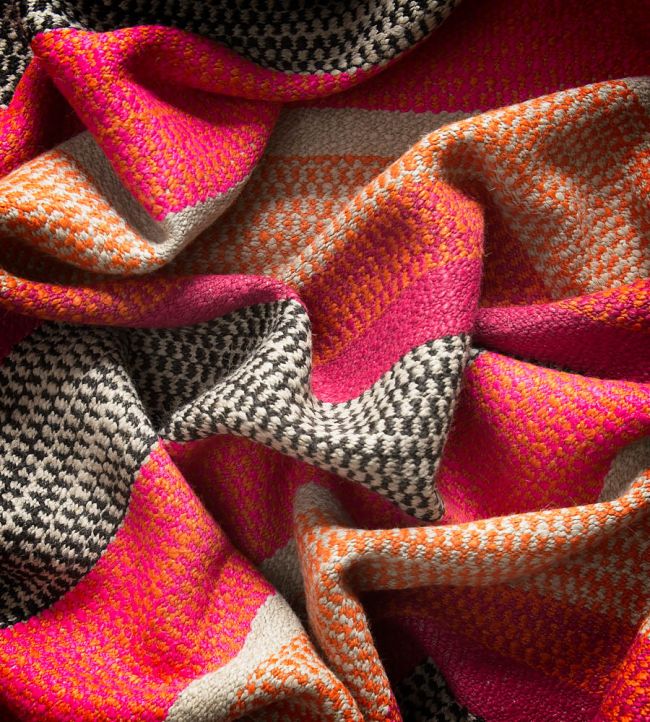 Llama Room Fabric 3 - Red