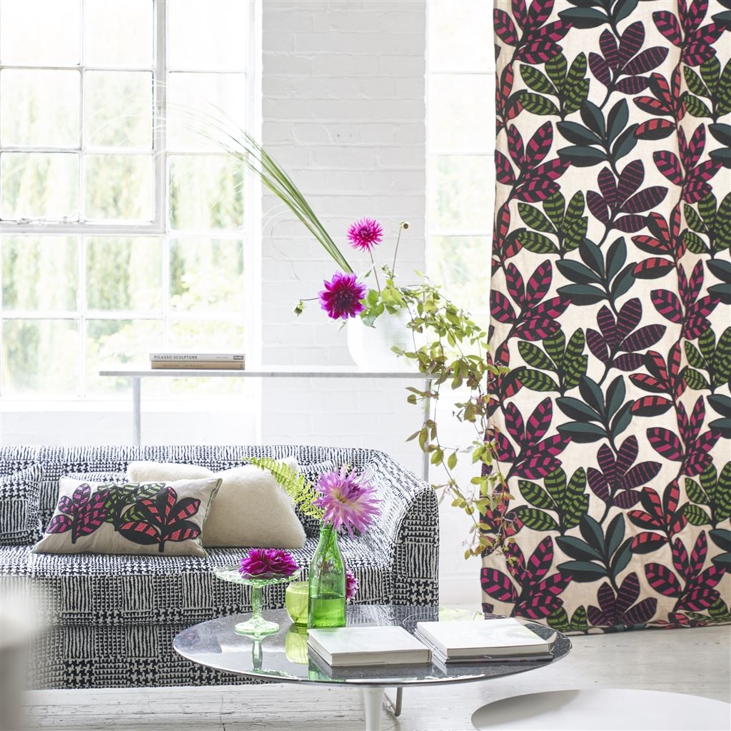 Tanjore Embroidered Room Cushion 3 - Multicolor