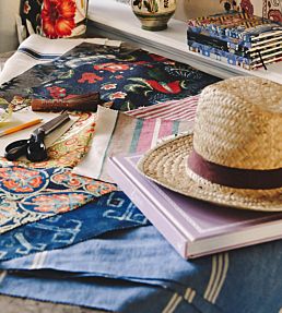 Zabola Room Fabric 3 - Green