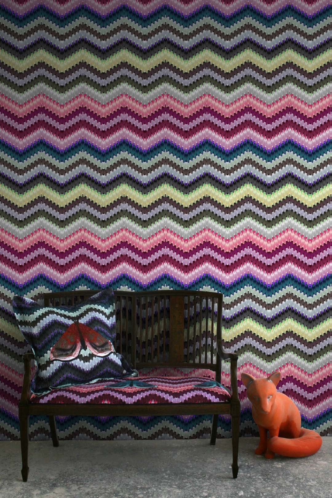 Zig Zag Moth Original Room Wallpaper - Multicolor
