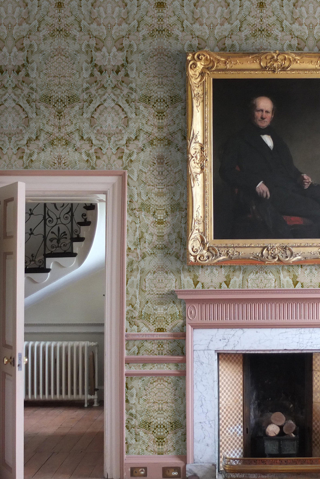 Snakeskin Damask Superwide Room Wallpaper Panel 2 - Green