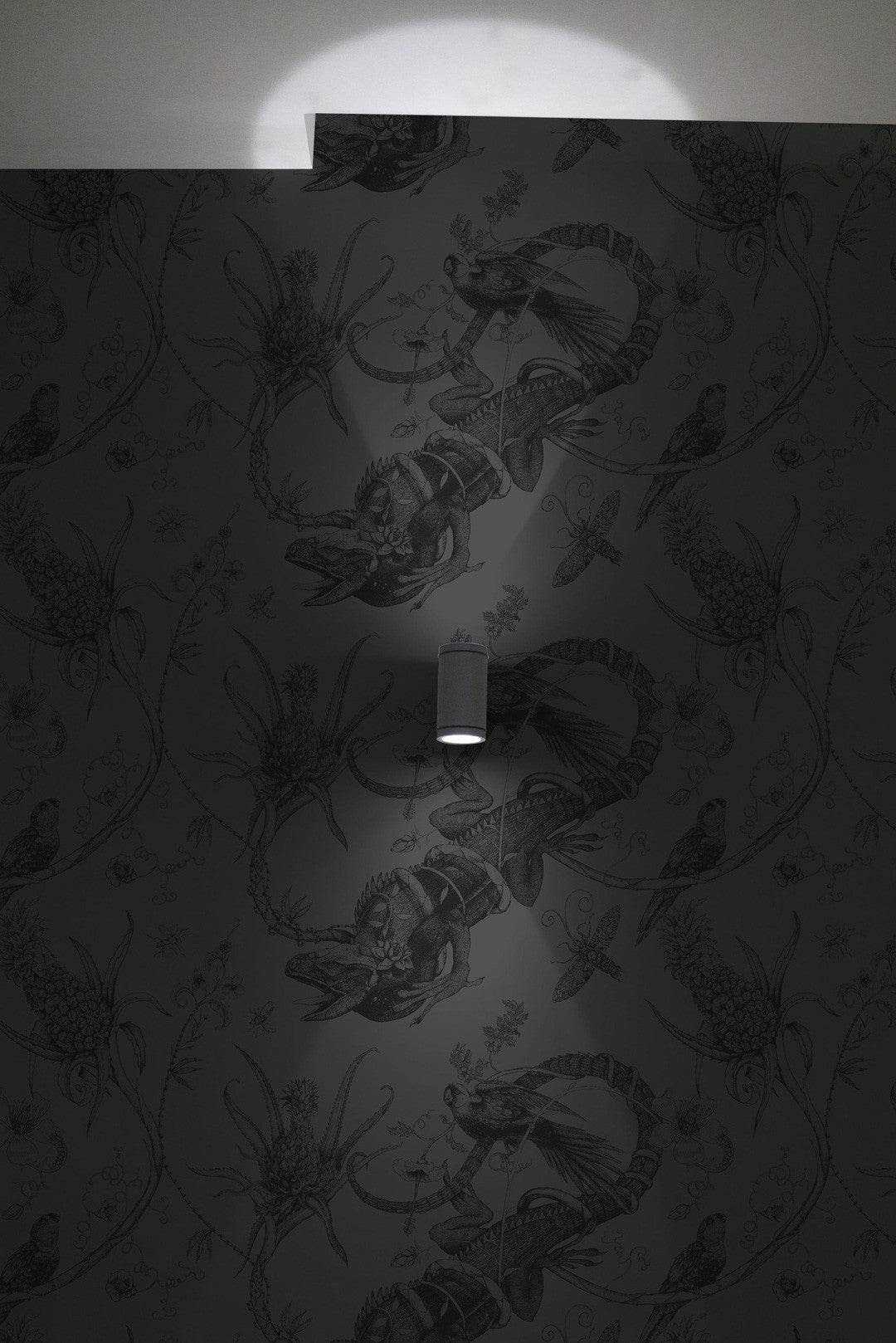 Superwide Iguana Room Wallpaper 2 - Gray