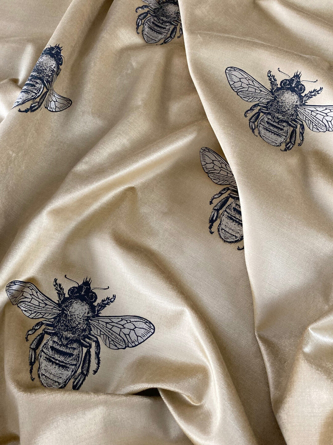 Honey Bee Room Velvet Fabric 2 - Sand