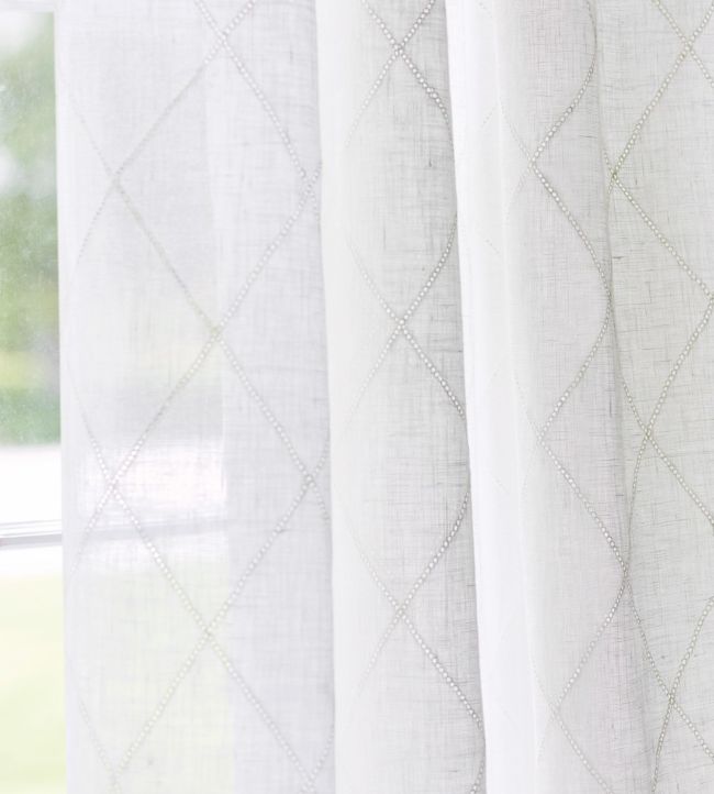 Claremont Trellis Room Fabric 2 - Cream