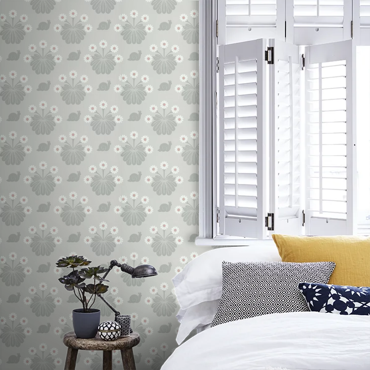0260BUSILVE - Burges Snail Wallpaper - Silver - Little Greene