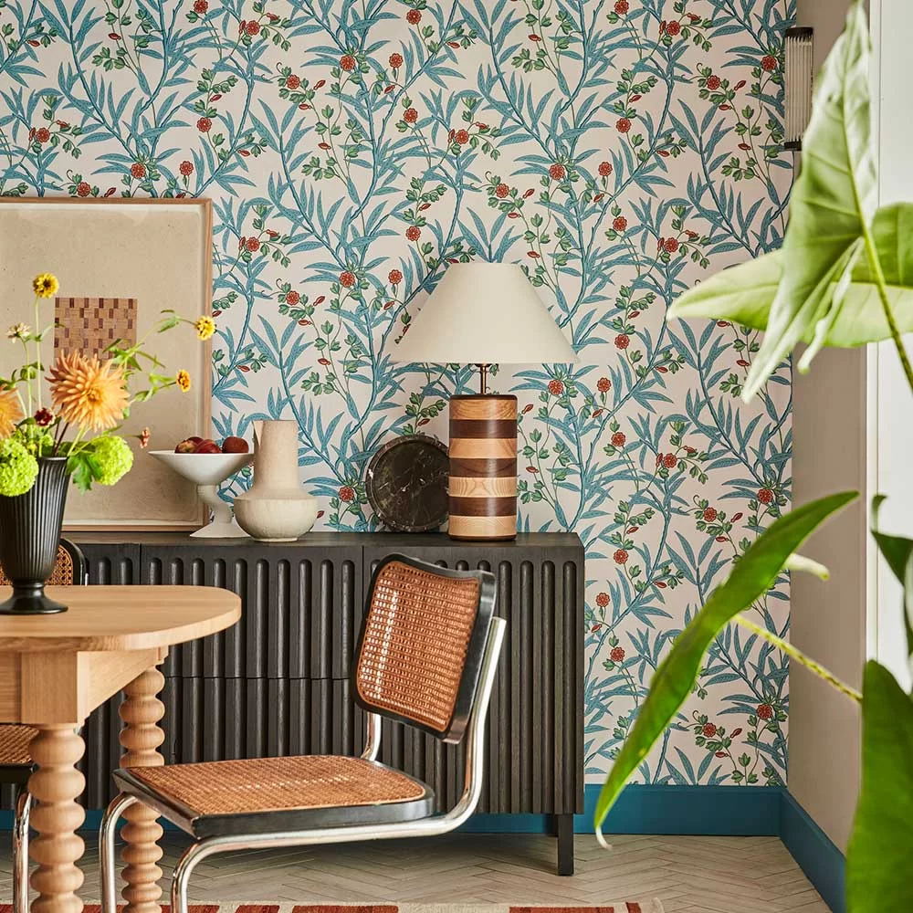 0267BAHEATZ - Bamboo Floral Wallpaper - Heat - Little Greene