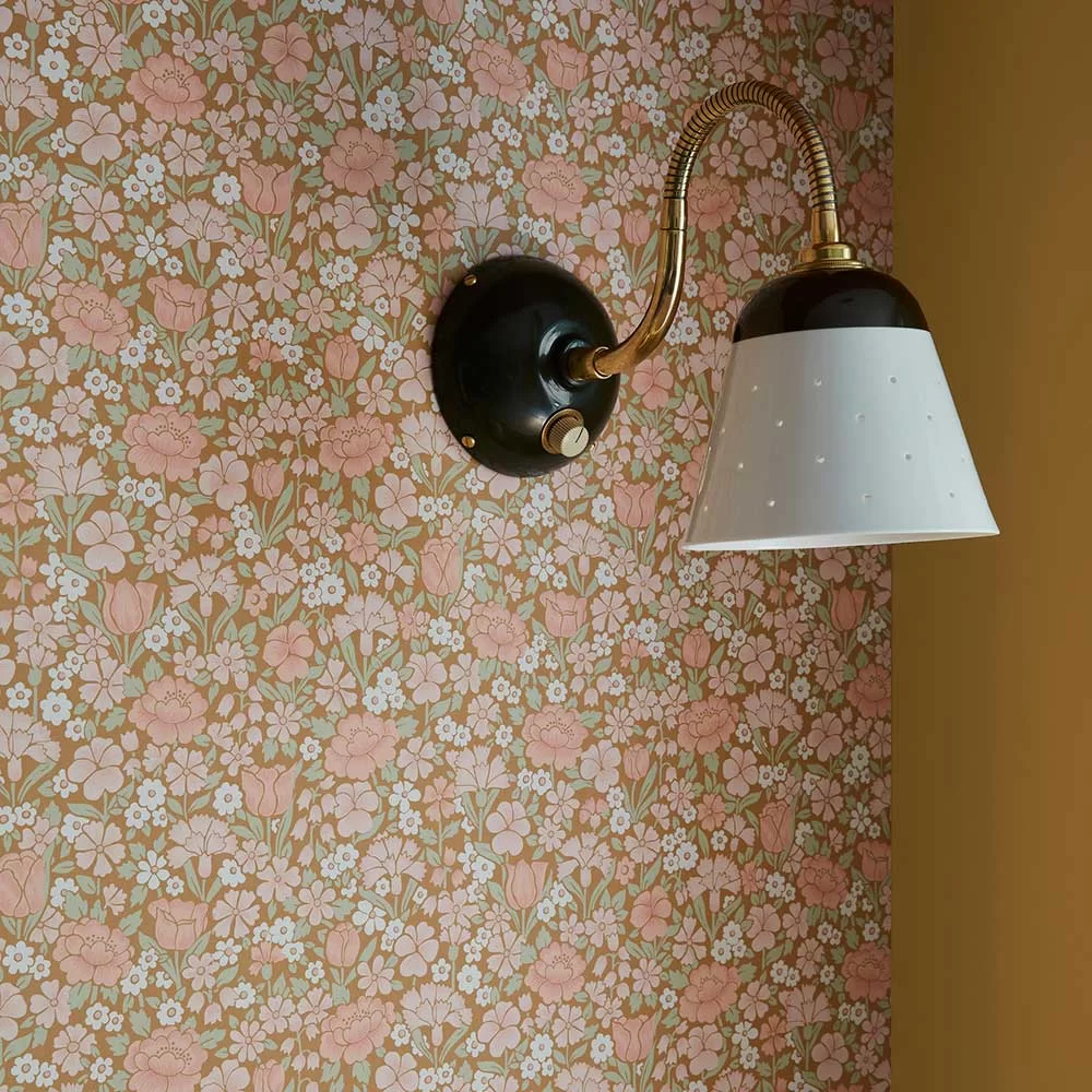 0267SPBOMBO - Spring Flowers Wallpaper - Bombolone - Little Greene