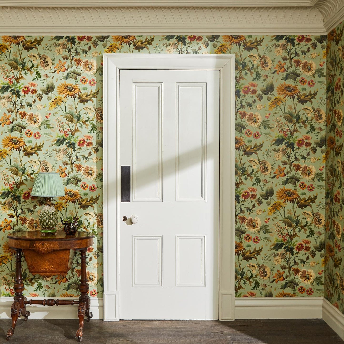 Avalon Wallpaper - Apple - 1-WA-AVA-DI-APP-XXX