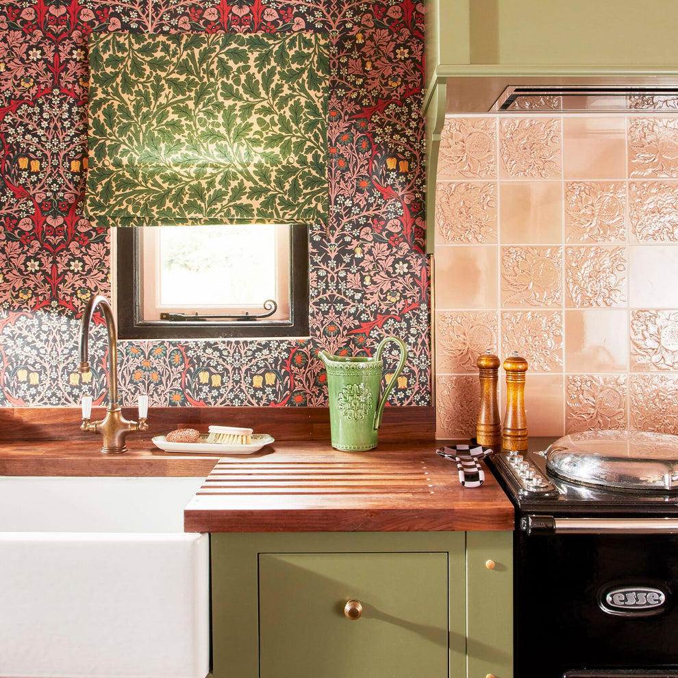 Blackthorn Wallpaper