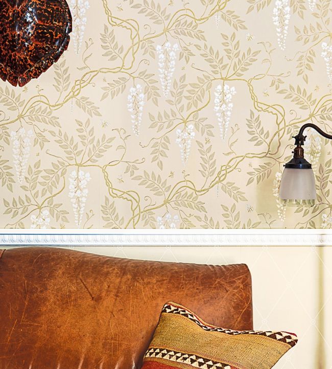 Egerton Wallpaper - Chalk on Silver Birch - 100/9043