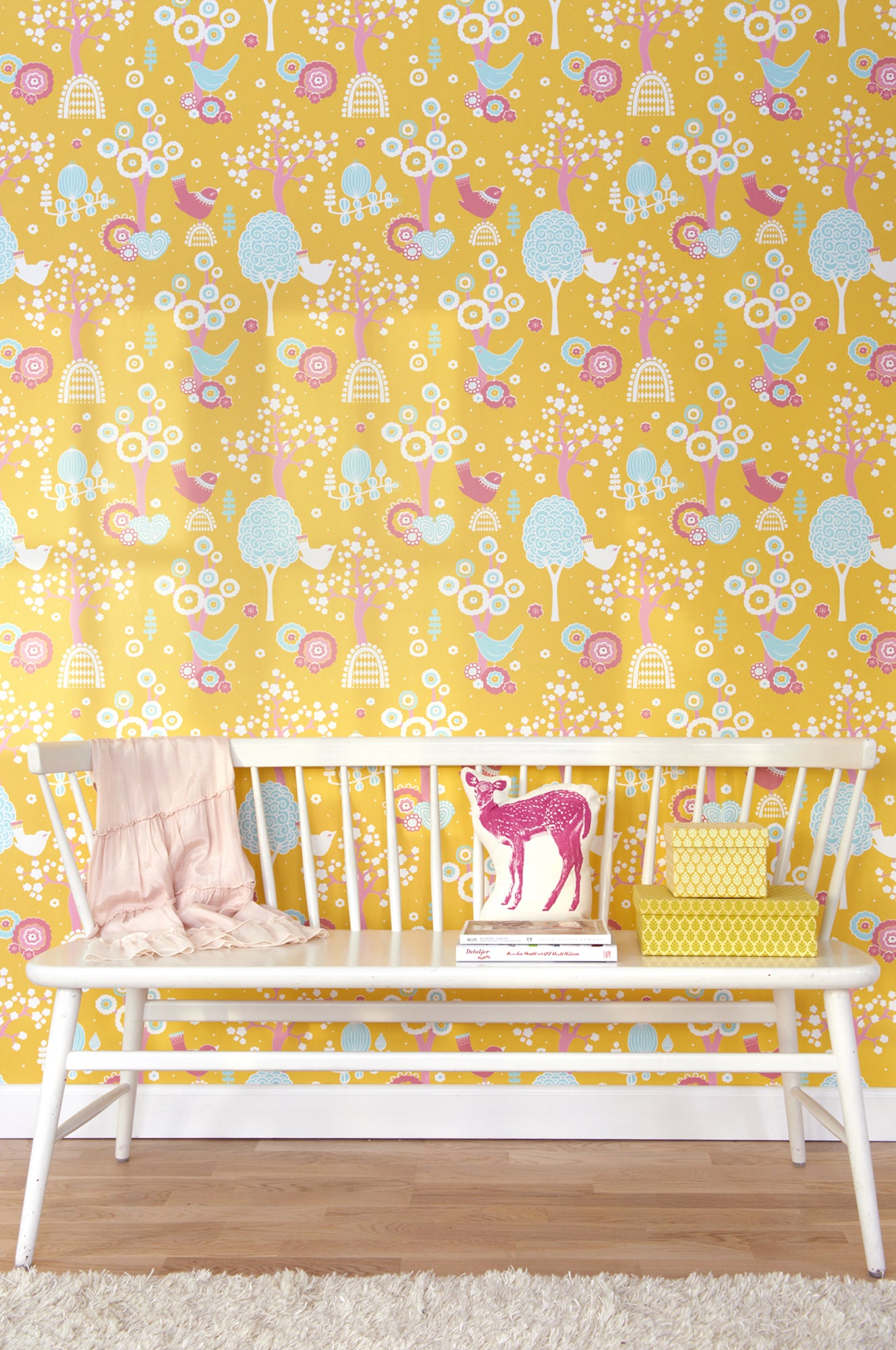 Cherry Valley Yellow Wallpaper - Majvillan