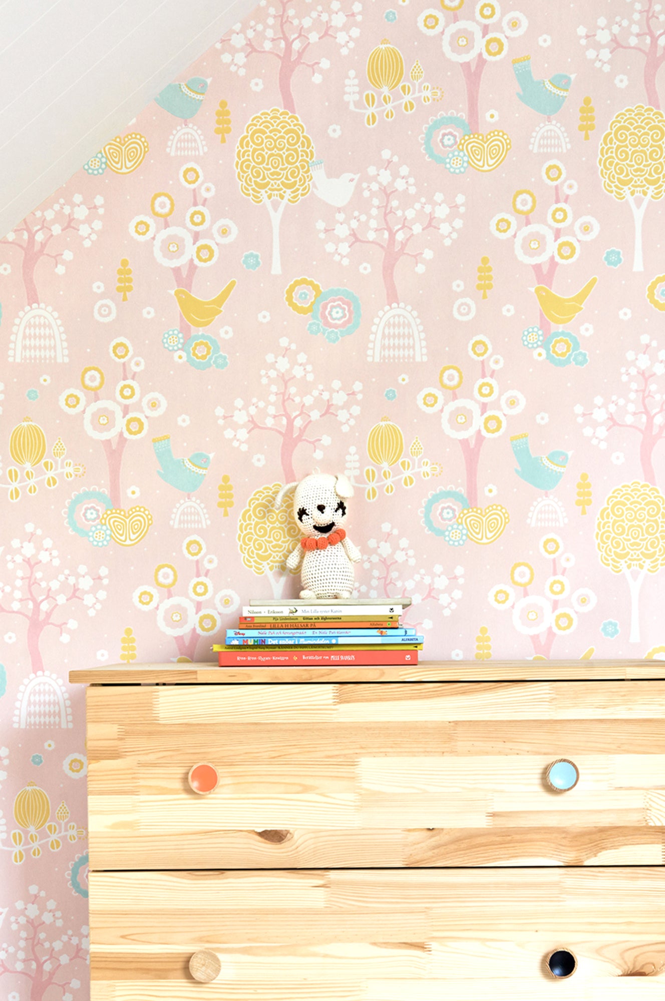Cherry Valley Pink Wallpaper - Majvillan