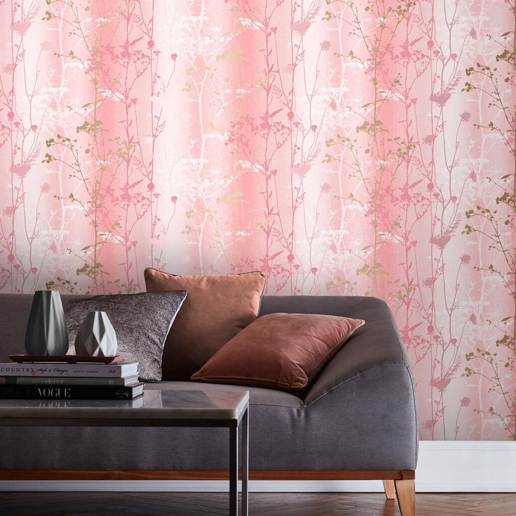 105895 - Wild Flower Wallpaper - Coral - Graham & Brown